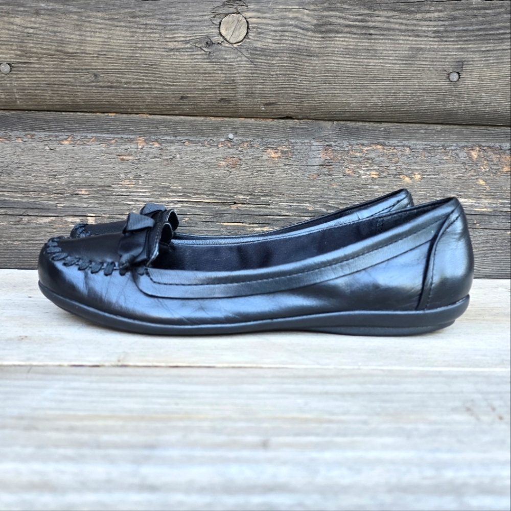 BareTraps Camara Y2K Feminine Minimalist Leather Ribbon Comfort Ballet Flats 10M - Picture 3 of 16